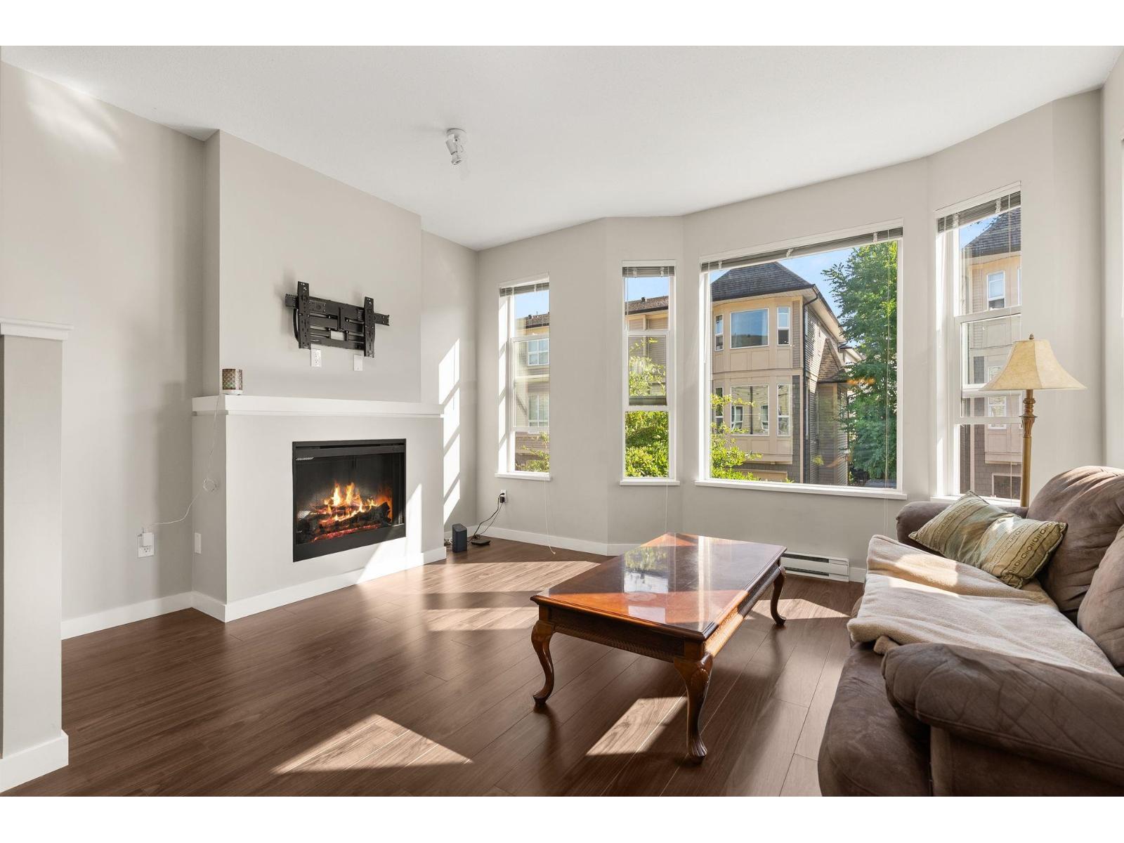 114 7938 209 Street, Langley, British Columbia V2Y 0J7 - Photo 4 - R3045264