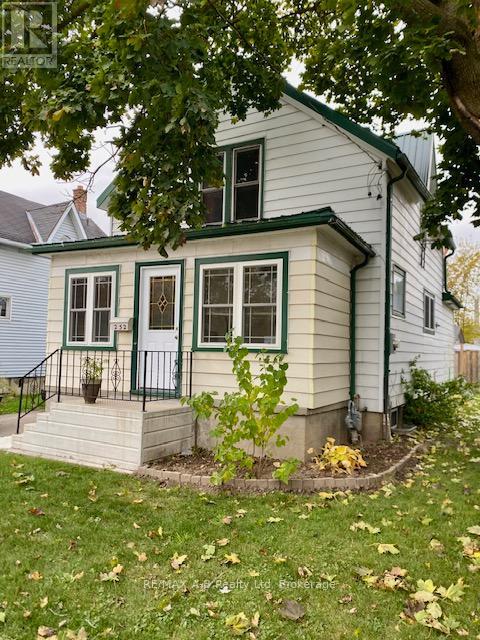252 ROMEO STREET S, Stratford, Ontario