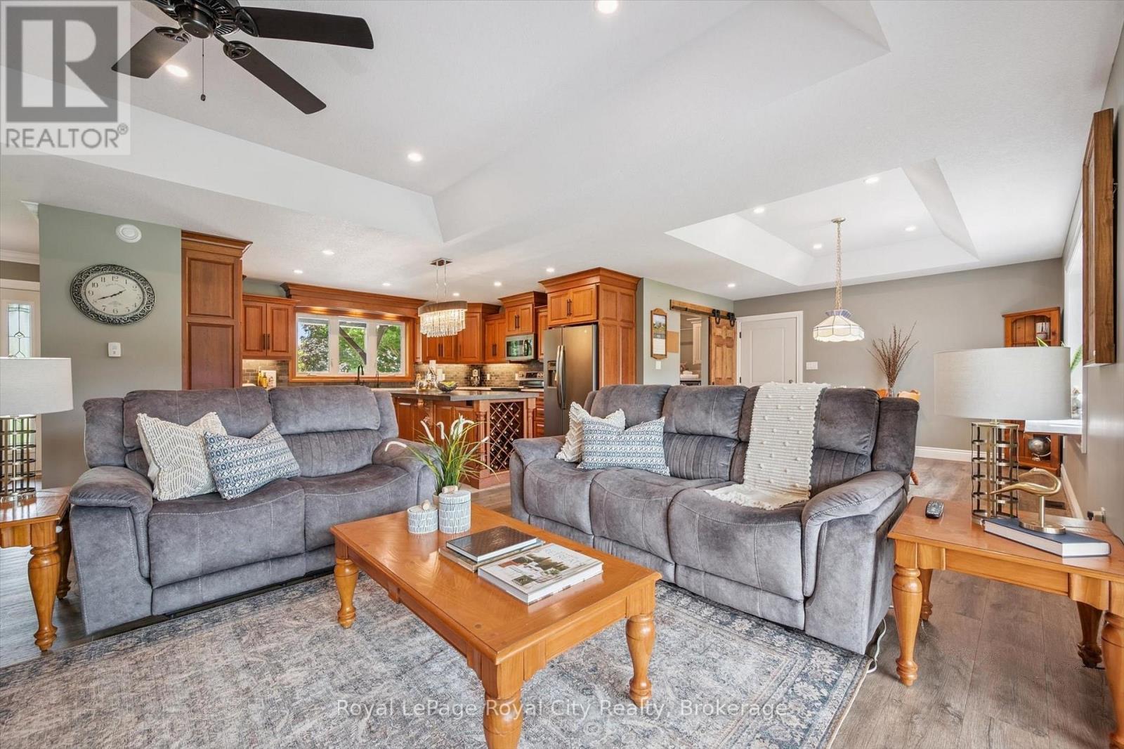 100 Harris Crescent, Southgate, Ontario  N0G 2L0 - Photo 10 - X12499486