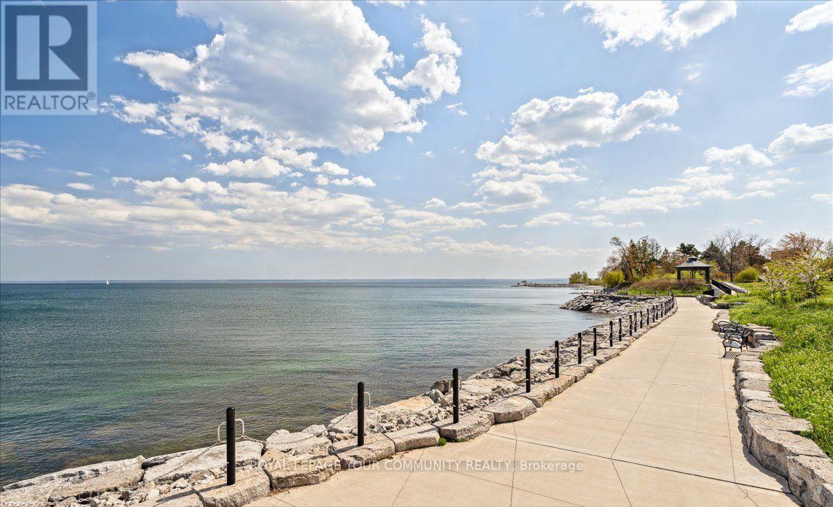 1208 - 100 BURLOAK DRIVE, Burlington, Ontario