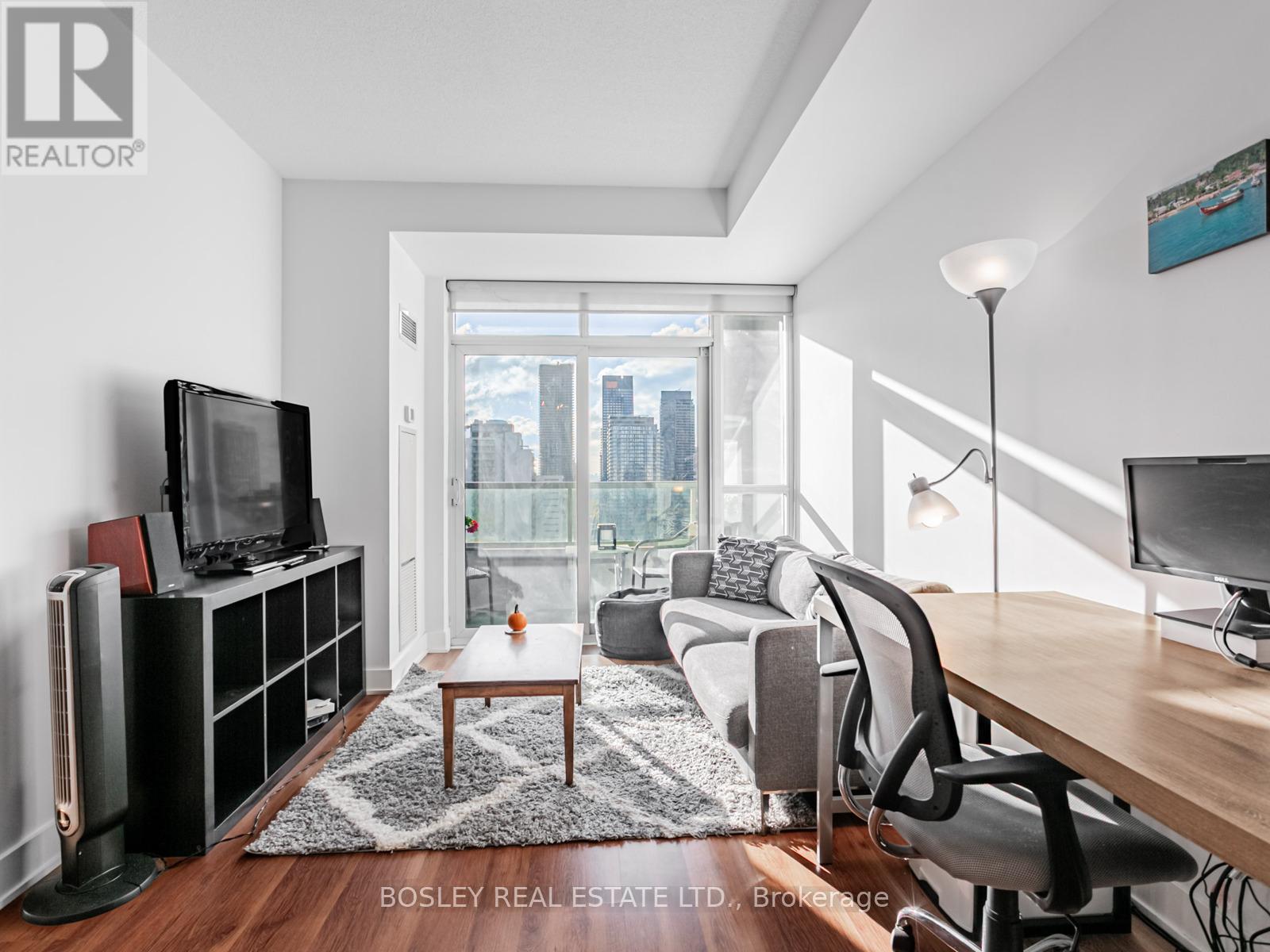 2410 - 120 Homewood Avenue, Toronto, Ontario  M4Y 2J3 - Photo 12 - C12499466