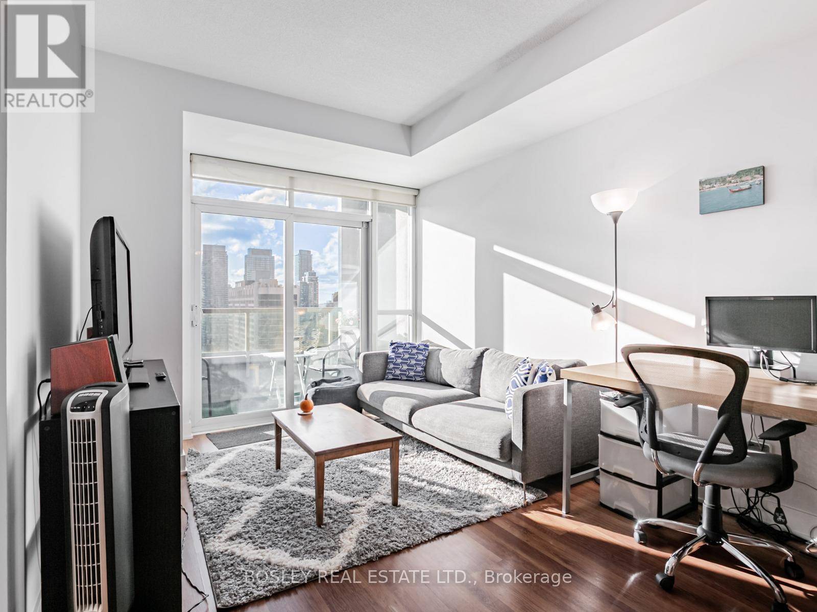 2410 - 120 Homewood Avenue, Toronto, Ontario  M4Y 2J3 - Photo 13 - C12499466