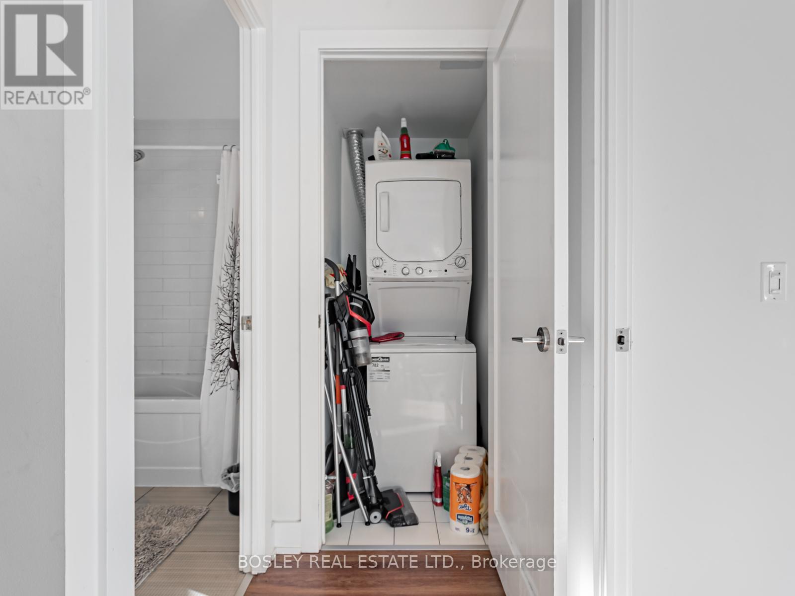 2410 - 120 Homewood Avenue, Toronto, Ontario  M4Y 2J3 - Photo 19 - C12499466