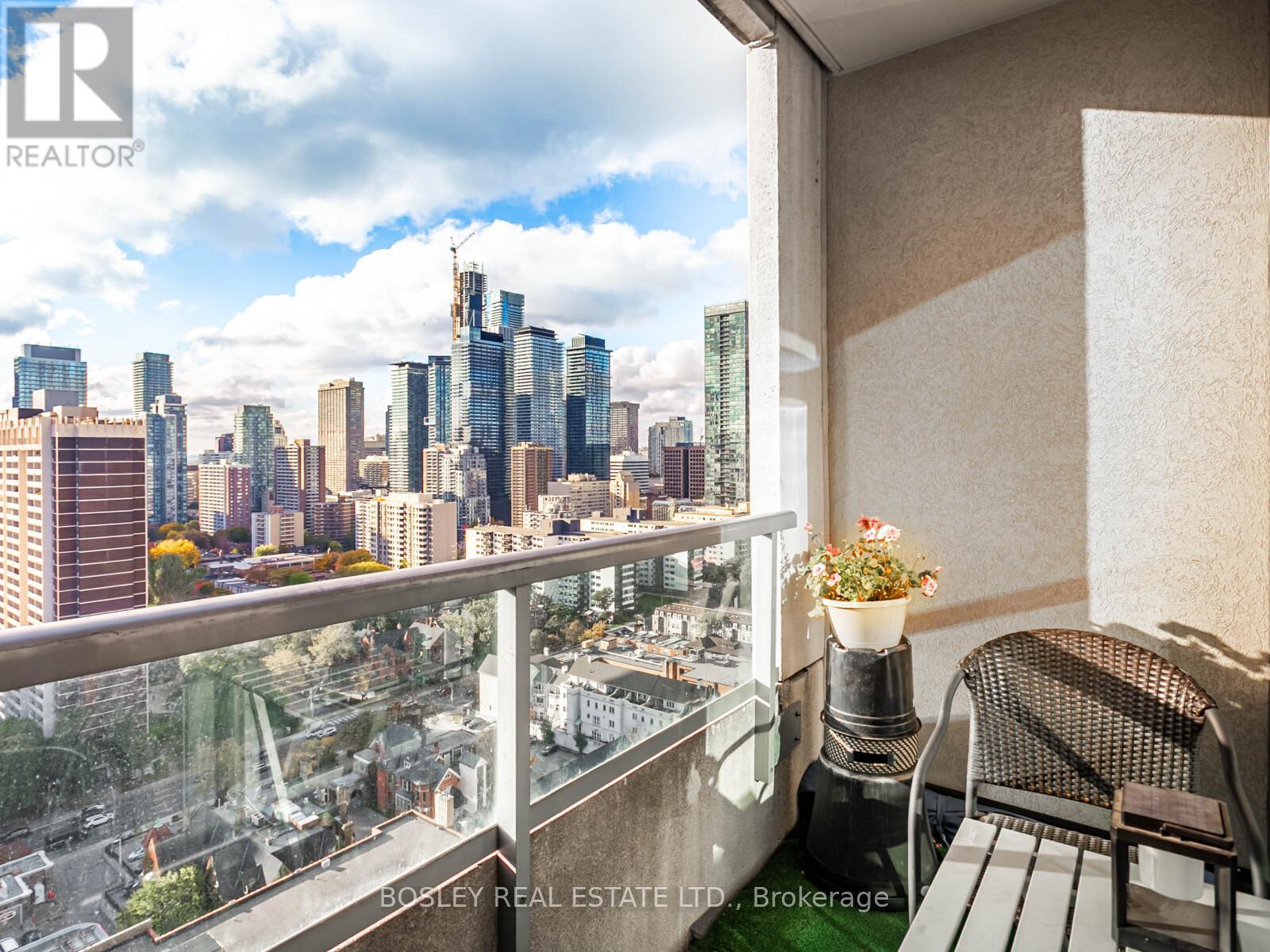 2410 - 120 Homewood Avenue, Toronto, Ontario  M4Y 2J3 - Photo 21 - C12499466