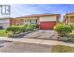 6 HENTOB COURT, Toronto, Ontario