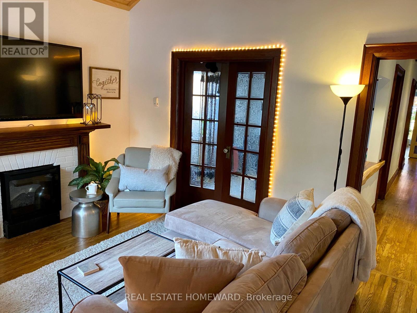 63 Queensbury Avenue, Toronto, Ontario  M1N 2X8 - Photo 2 - E12499436