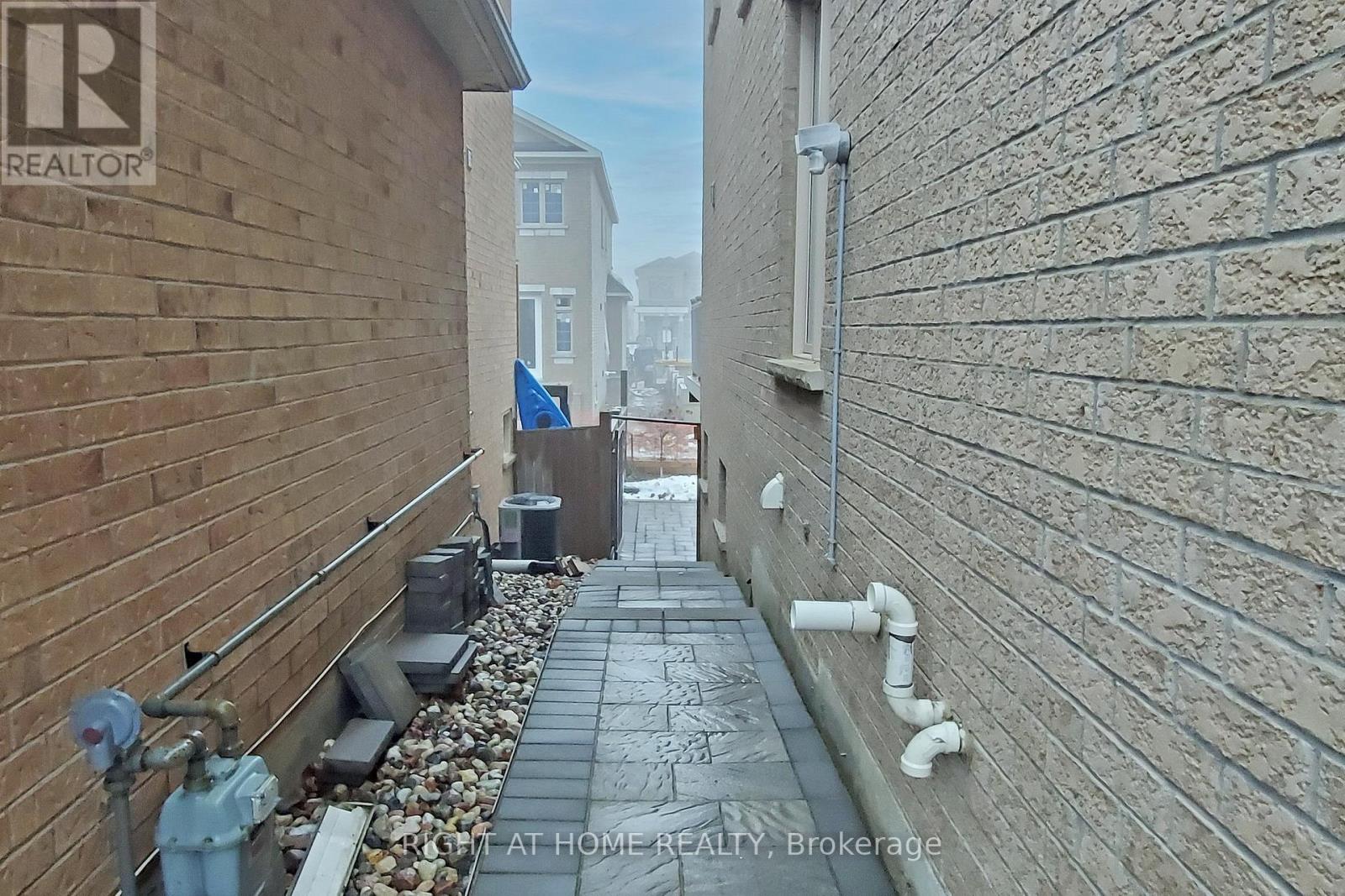 Basement - 90 Maplebank Crescent, Whitchurch-Stouffville, Ontario  L4A 0R8 - Photo 28 - N12499492