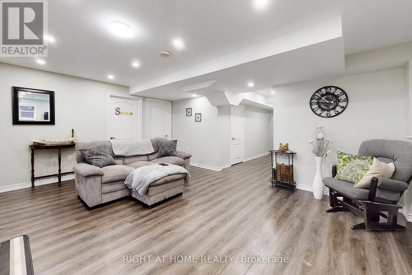 Basement - 90 Maplebank Crescent, Whitchurch-Stouffville, Ontario  L4A 0R8 - Photo 5 - N12499492