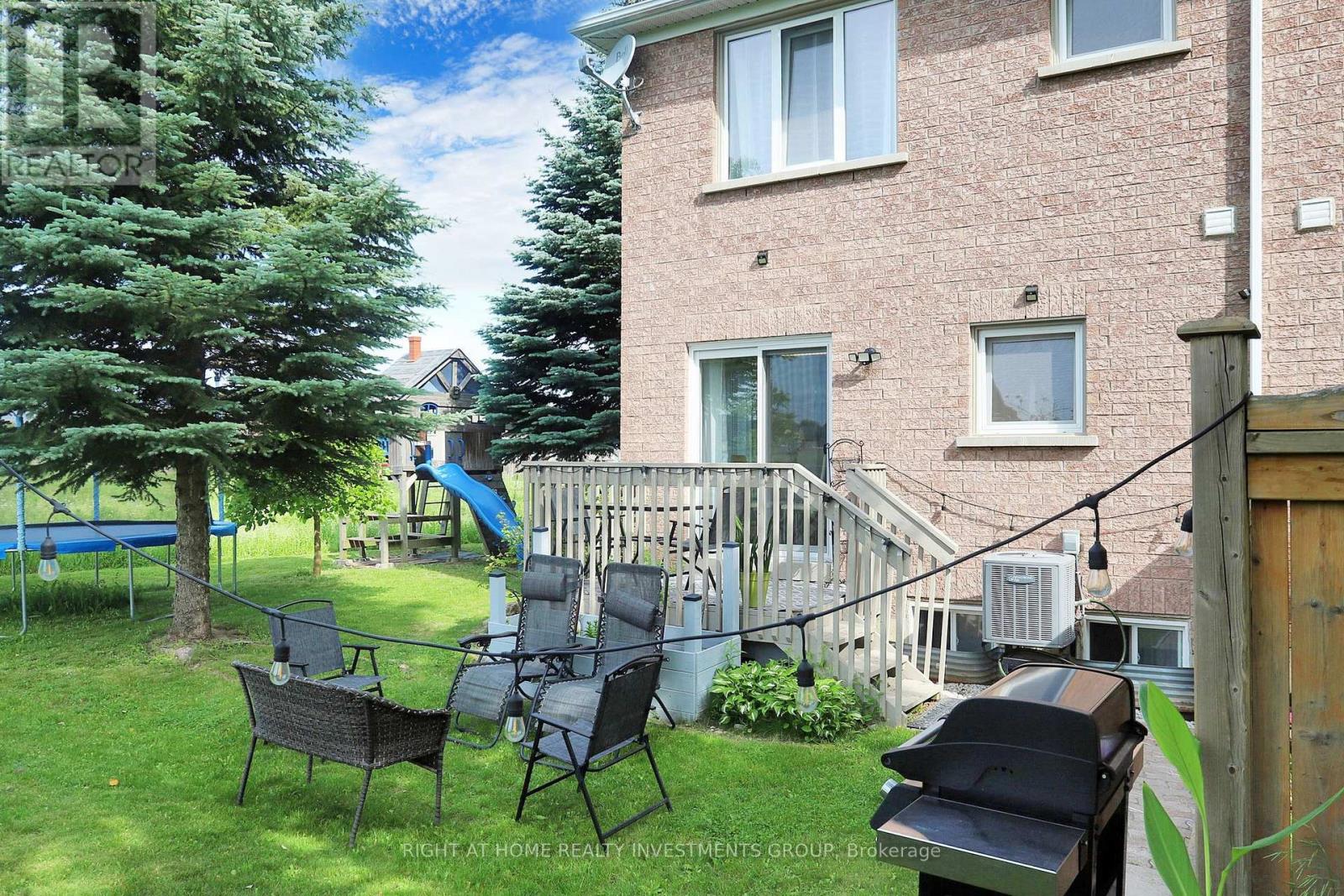 194 Tom Taylor Crescent, Newmarket, Ontario  L3X 3E9 - Photo 17 - N12499506