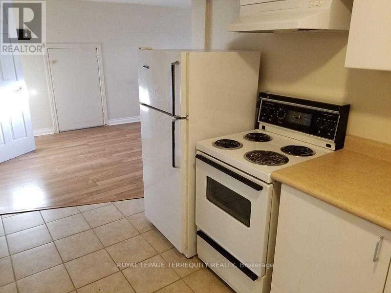 Basement - 323 Towercrest Drive, Newmarket, Ontario  L3Y 1C3 - Photo 6 - N12499514