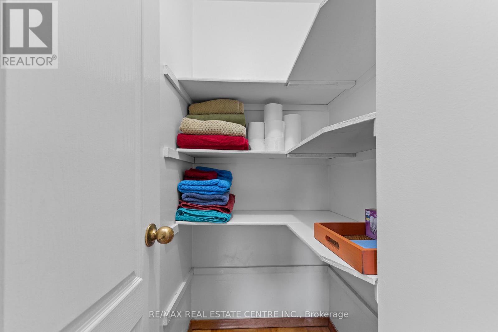 48 Marblehead Crescent, Brampton, Ontario  L6S 2V1 - Photo 19 - W12497652