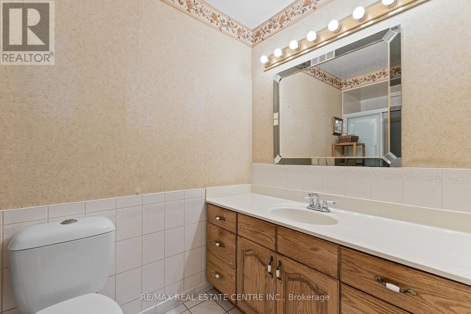 48 Marblehead Crescent, Brampton, Ontario  L6S 2V1 - Photo 17 - W12497652