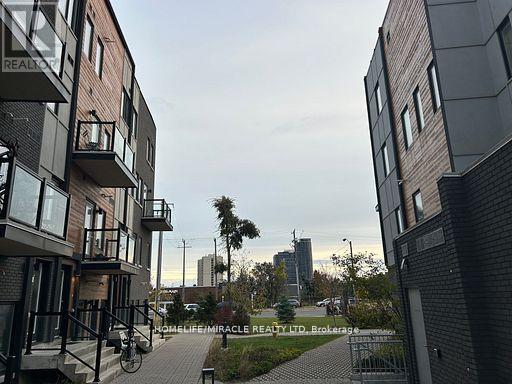 110 - 400 The East Mall, Toronto, Ontario  M9B 3Z9 - Photo 8 - W12499494