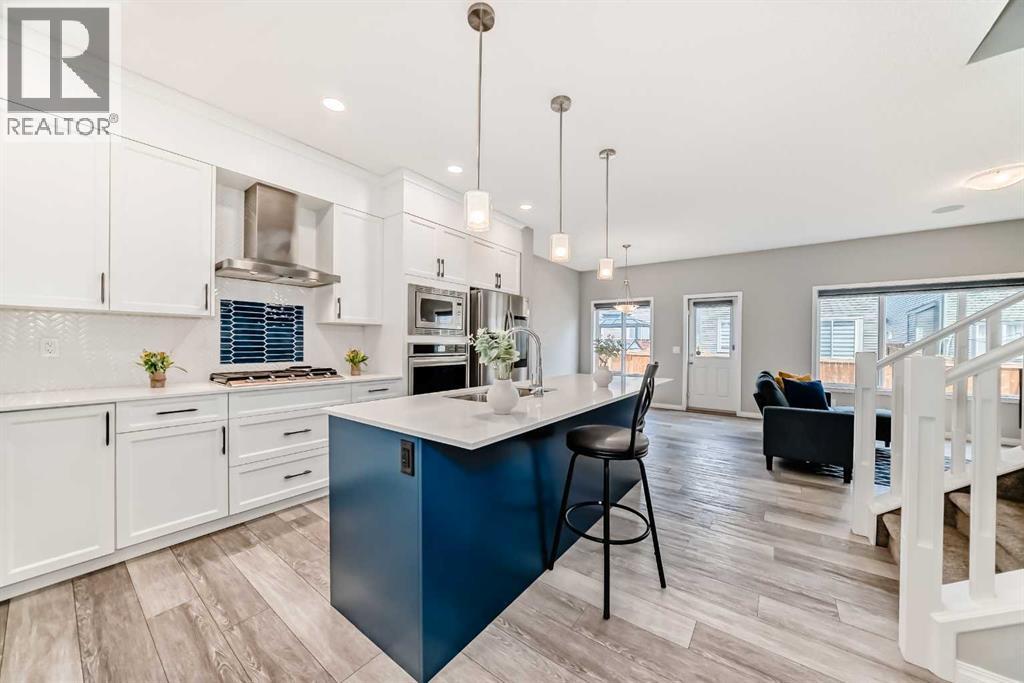 210 Heartland Avenue, Cochrane, Alberta  T4C 2P9 - Photo 10 - A2235652