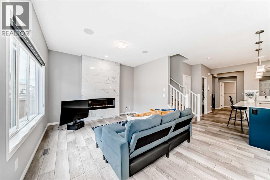 210 Heartland Avenue, Cochrane, Alberta  T4C 2P9 - Photo 16 - A2235652