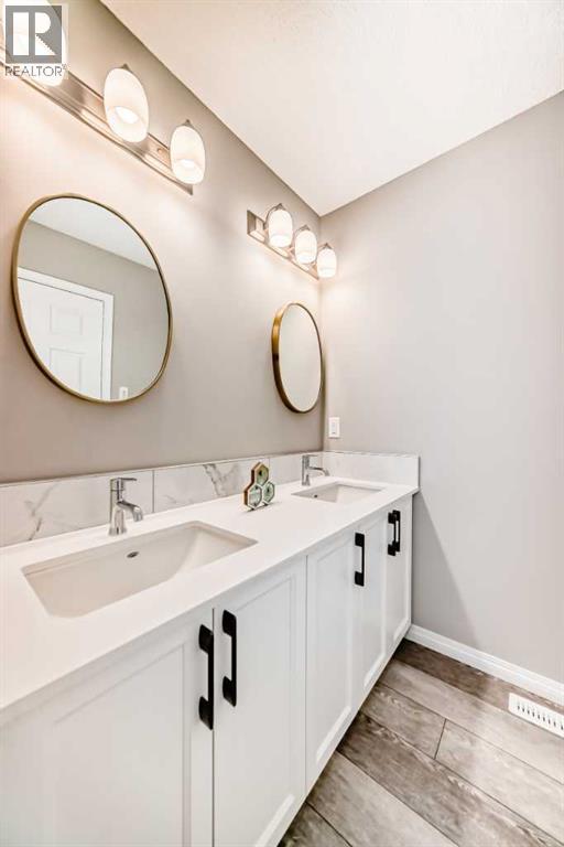 210 Heartland Avenue, Cochrane, Alberta  T4C 2P9 - Photo 38 - A2235652