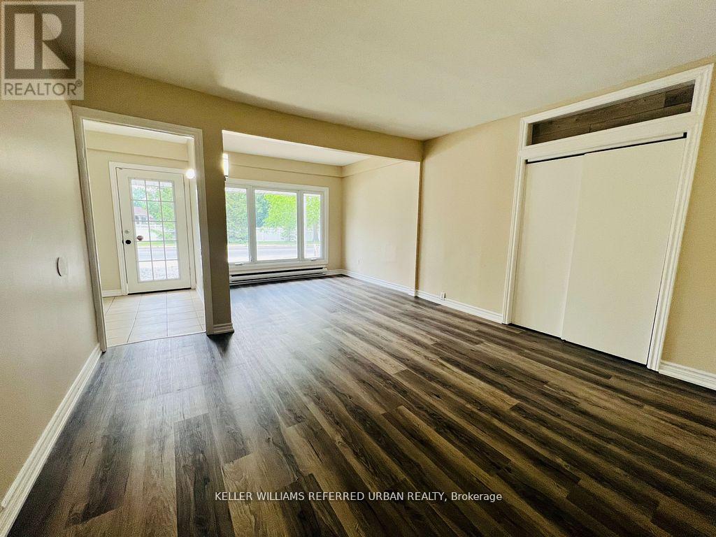 Lower - 139 Ridgeway Road, Fort Erie, Ontario  L0S 1B0 - Photo 2 - X12499464