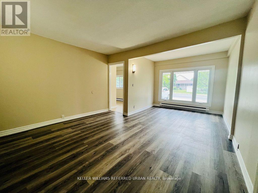 Lower - 139 Ridgeway Road, Fort Erie, Ontario  L0S 1B0 - Photo 3 - X12499464