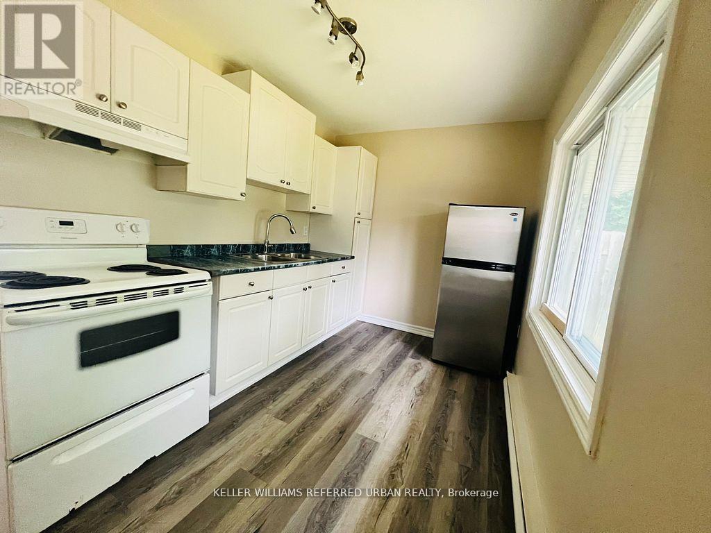 Lower - 139 Ridgeway Road, Fort Erie, Ontario  L0S 1B0 - Photo 4 - X12499464