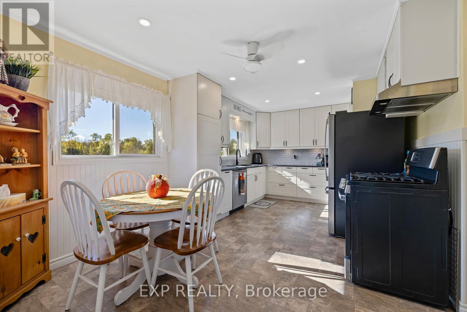 1637 Windham 7, R. R. #3 Road, Norfolk, Ontario  N0E 1V0 - Photo 8 - X12499480