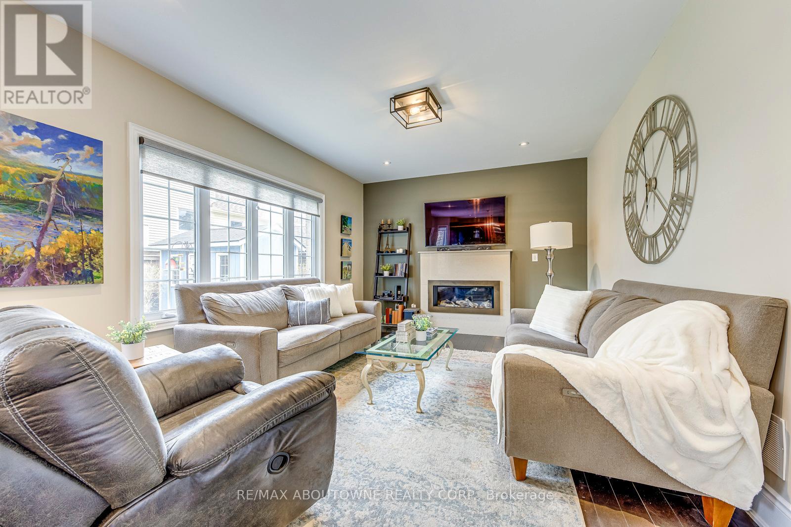 20 Vinegar Hill Street, Hamilton (Waterdown), Ontario  L0R 2H0 - Photo 22 - X12499516