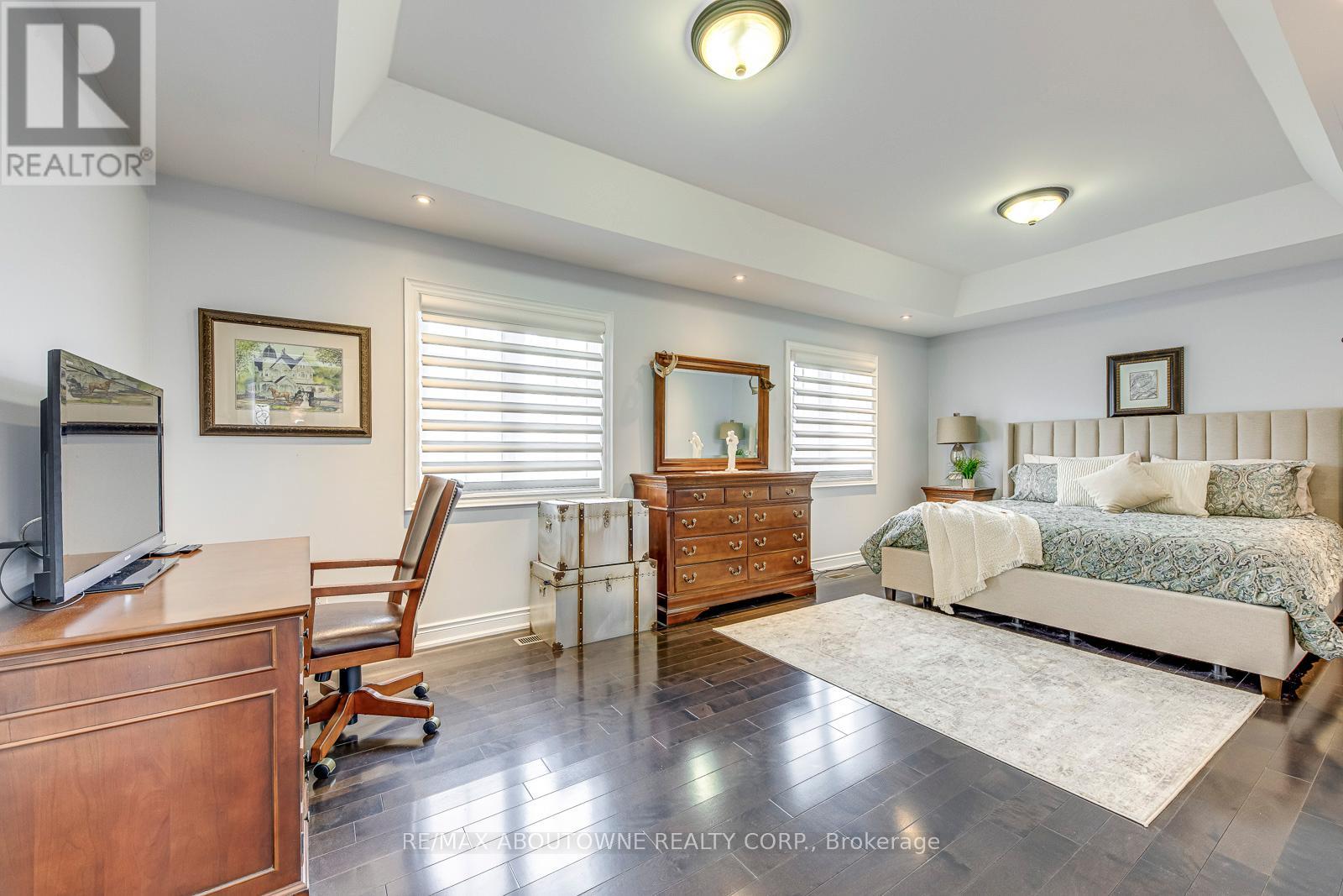 20 Vinegar Hill Street, Hamilton (Waterdown), Ontario  L0R 2H0 - Photo 31 - X12499516