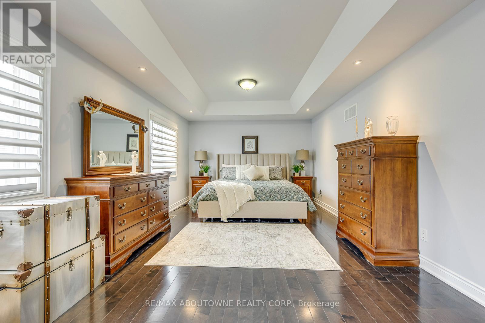 20 Vinegar Hill Street, Hamilton (Waterdown), Ontario  L0R 2H0 - Photo 32 - X12499516