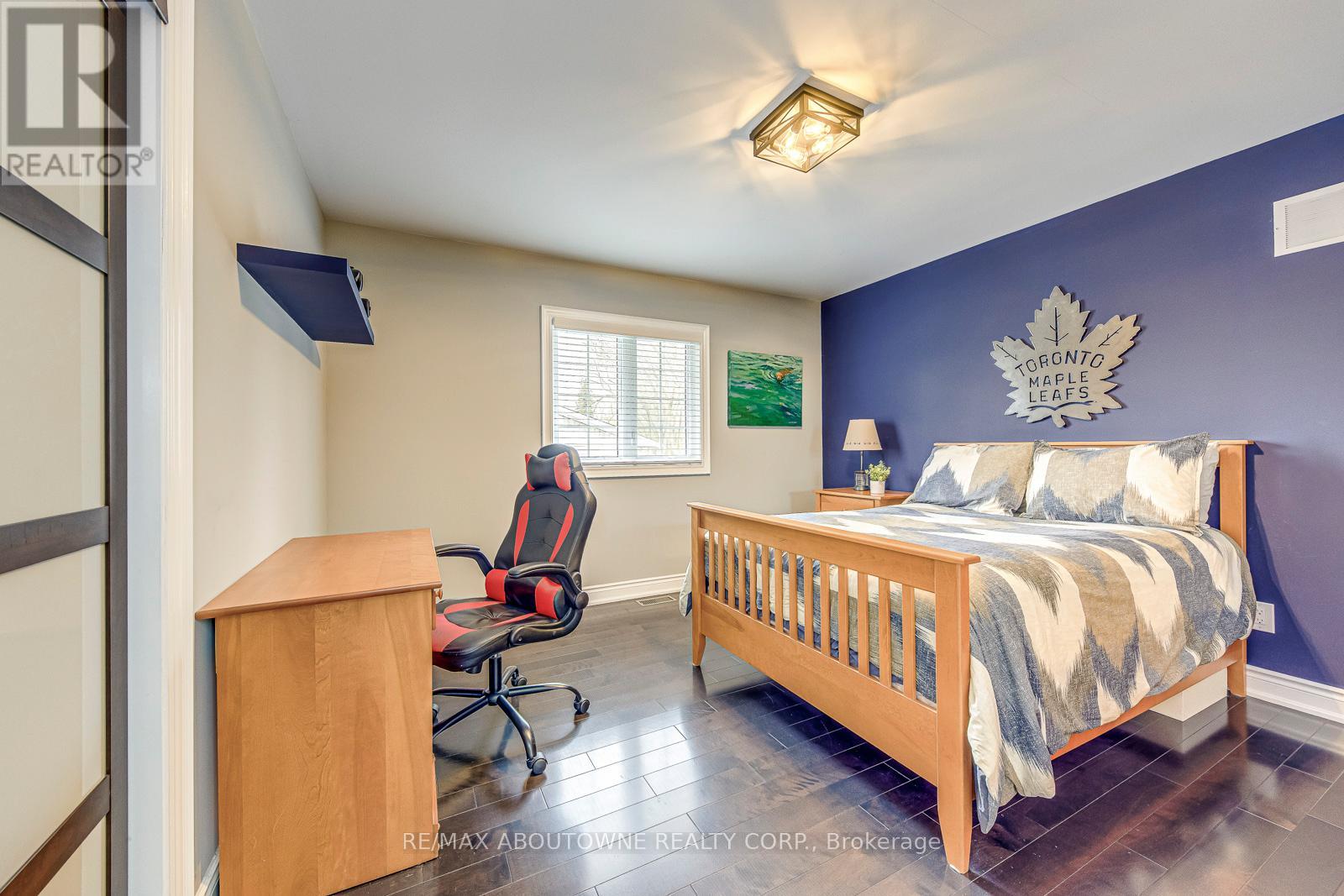 20 Vinegar Hill Street, Hamilton (Waterdown), Ontario  L0R 2H0 - Photo 42 - X12499516