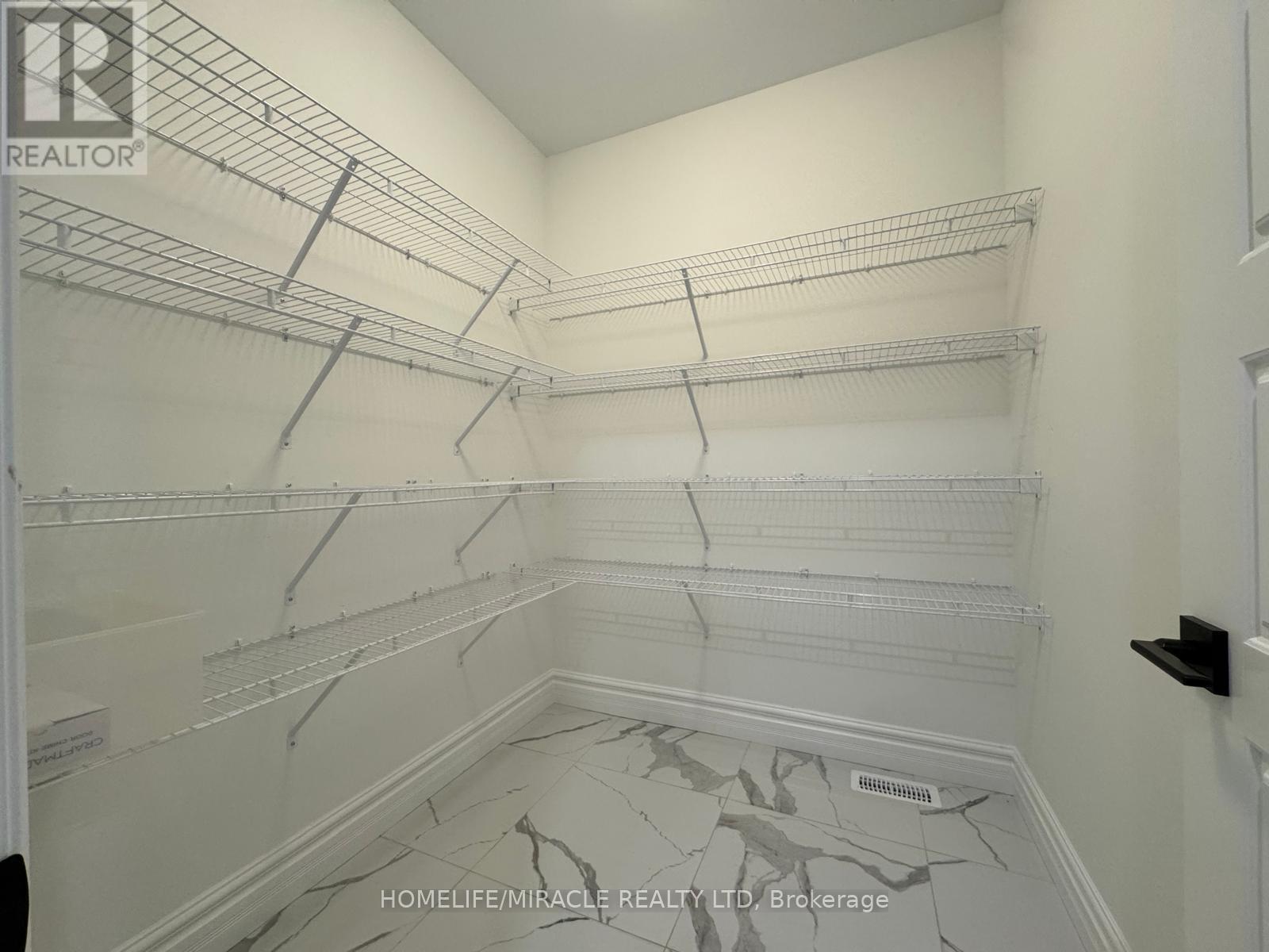 219 Cowan Court, Amherstburg, Ontario  N9V 0G9 - Photo 12 - X12499518