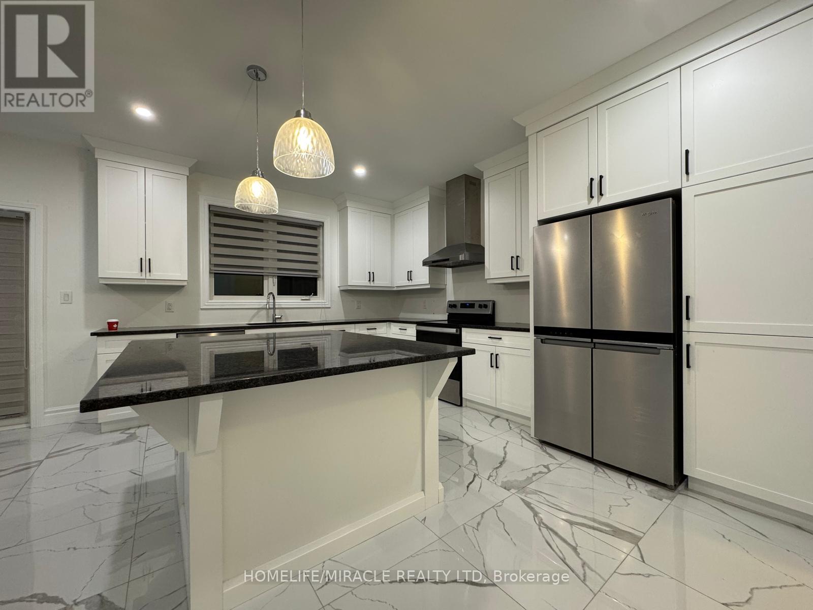 219 Cowan Court, Amherstburg, Ontario  N9V 0G9 - Photo 8 - X12499518