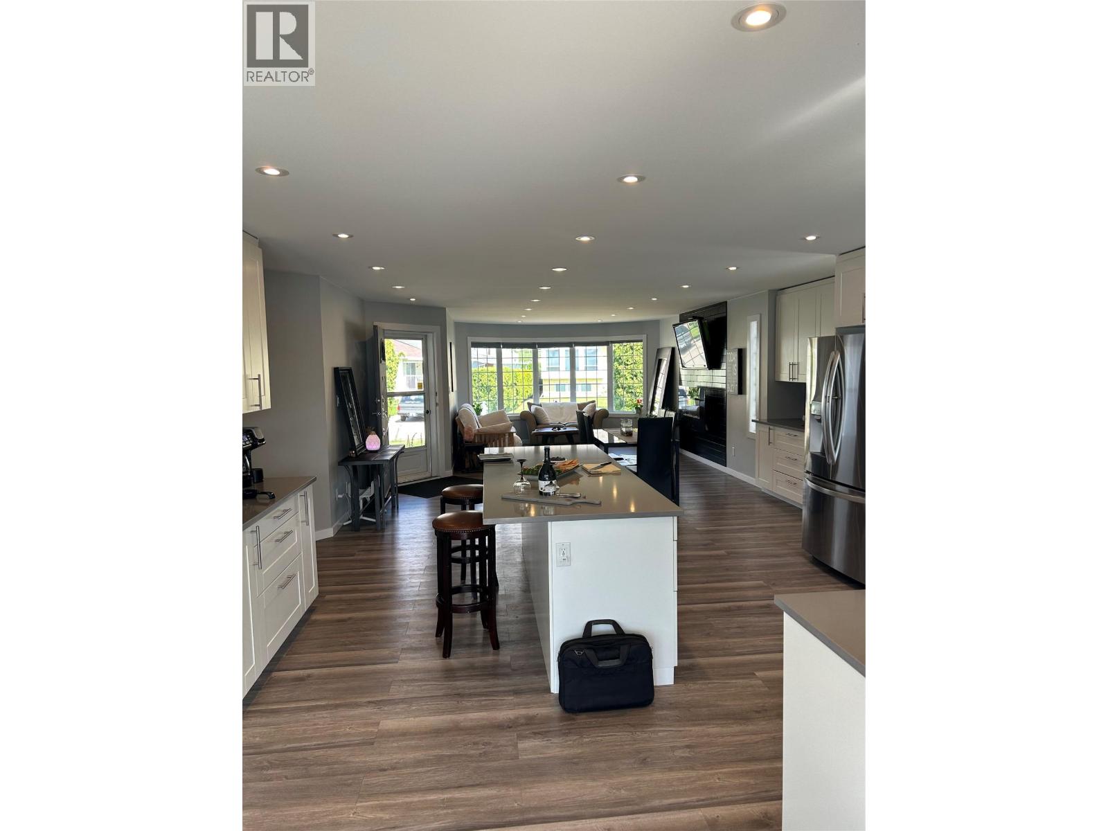 38 BAYVIEW Crescent Osoyoos Photo 15 38 BAYVIEW Crescent Osoyoos Photo 15