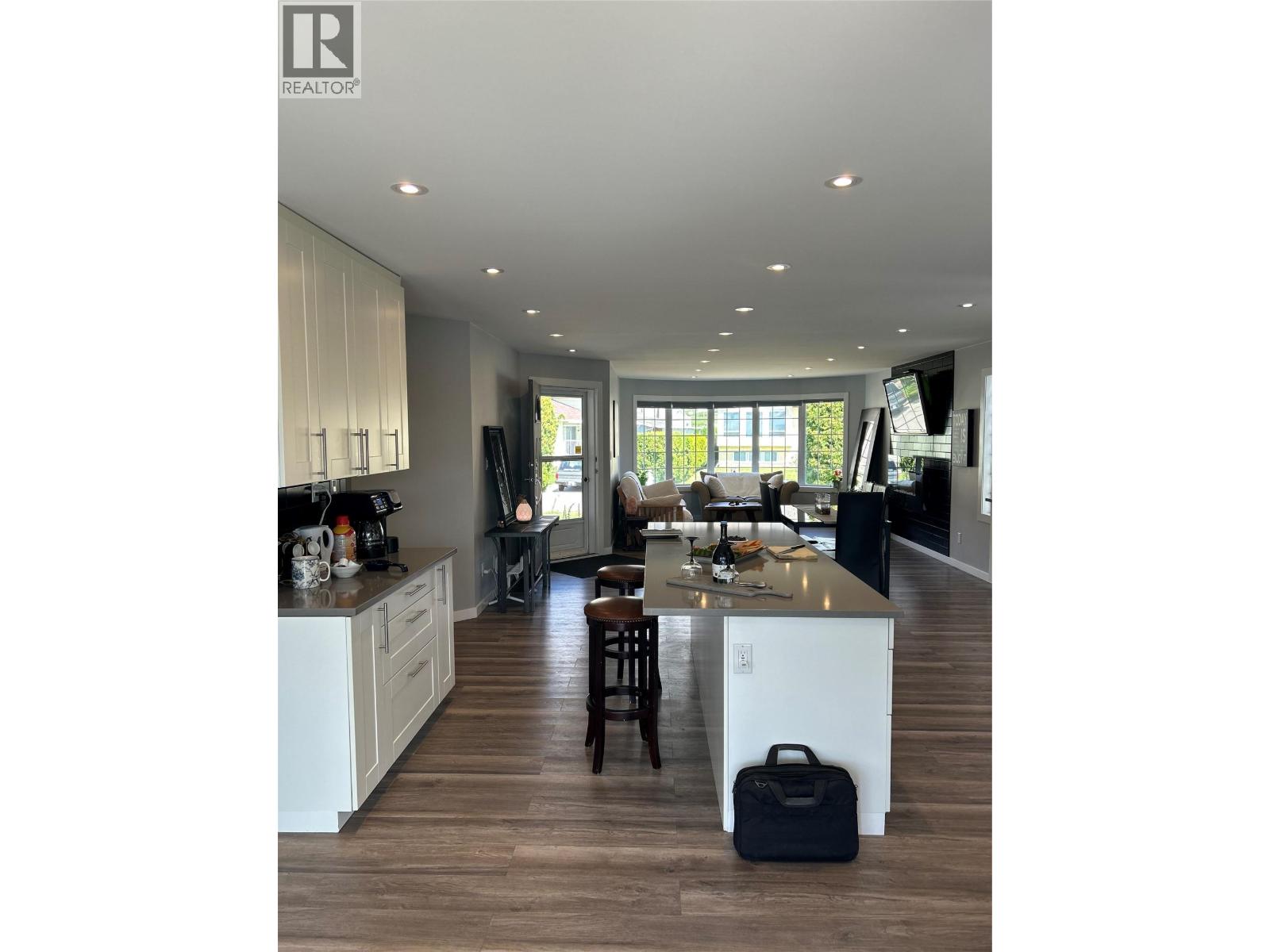 38 BAYVIEW Crescent Osoyoos Photo 12 38 BAYVIEW Crescent Osoyoos Photo 12