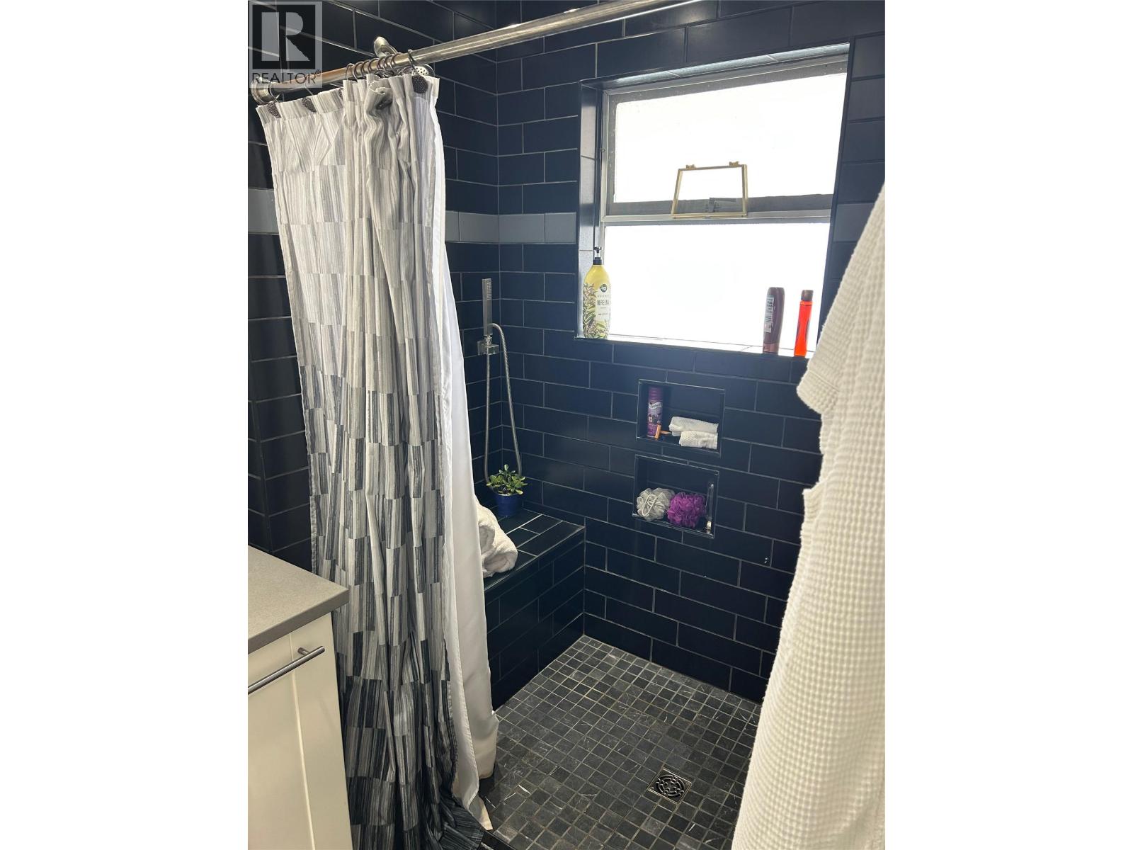 38 BAYVIEW Crescent Osoyoos Photo 35 38 BAYVIEW Crescent Osoyoos Photo 35