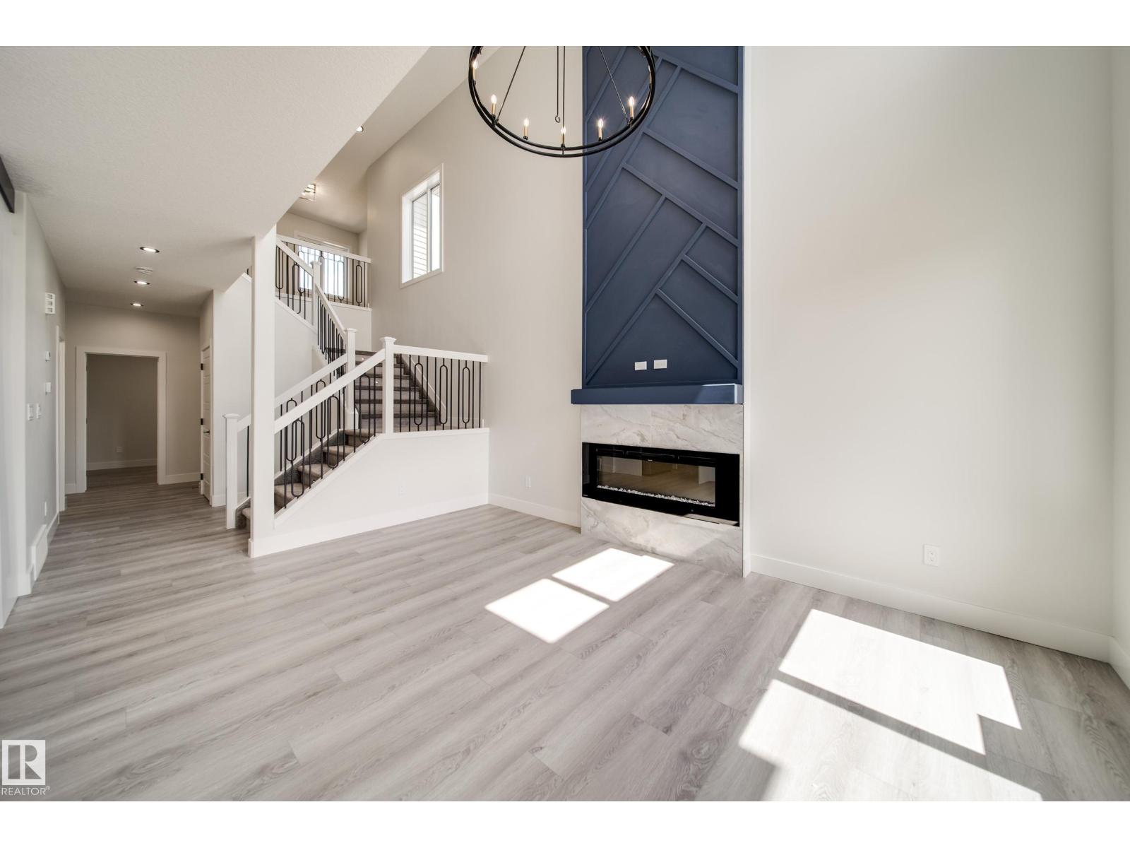 8747 183 Av Nw, Edmonton, Alberta  T5Z 0S8 - Photo 2 - E4464377