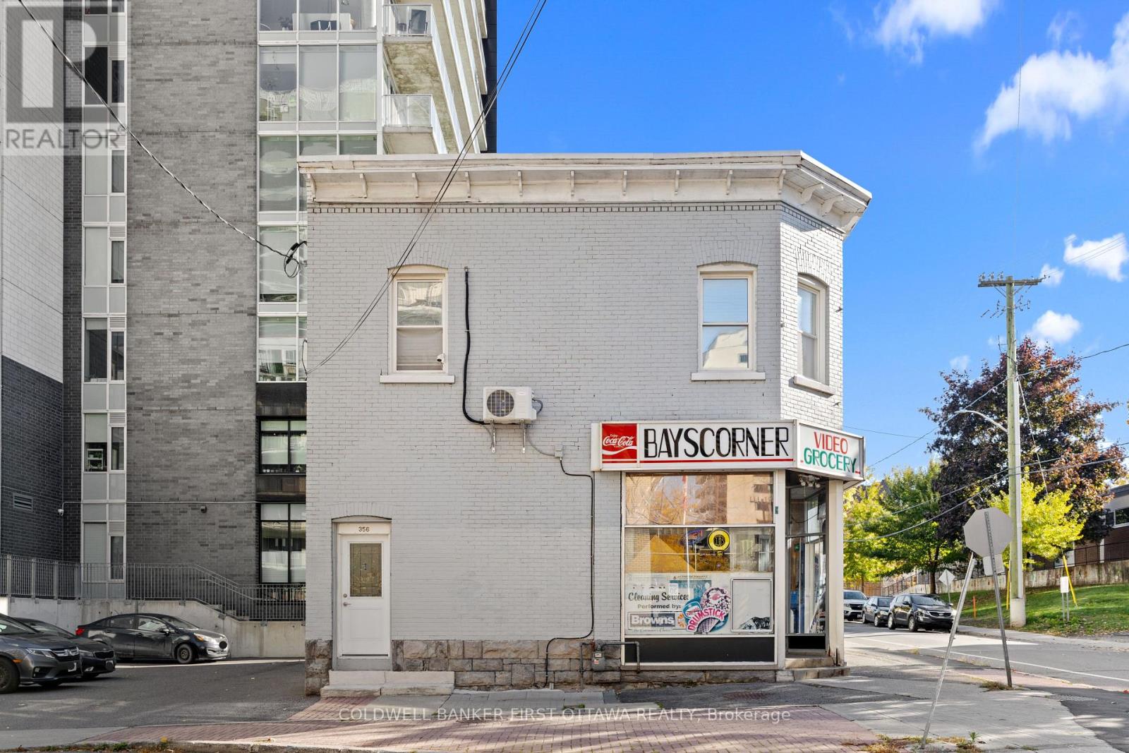 245 Bay Street, Ottawa, Ontario  K1R 5Z4 - Photo 2 - X12499542