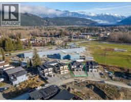 1005 PHARE CRESCENT, Pemberton, British Columbia