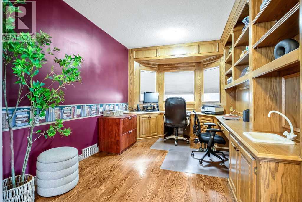 152 Douglas Woods Grove Se, Calgary, Alberta  T2J 7C3 - Photo 15 - A2267767