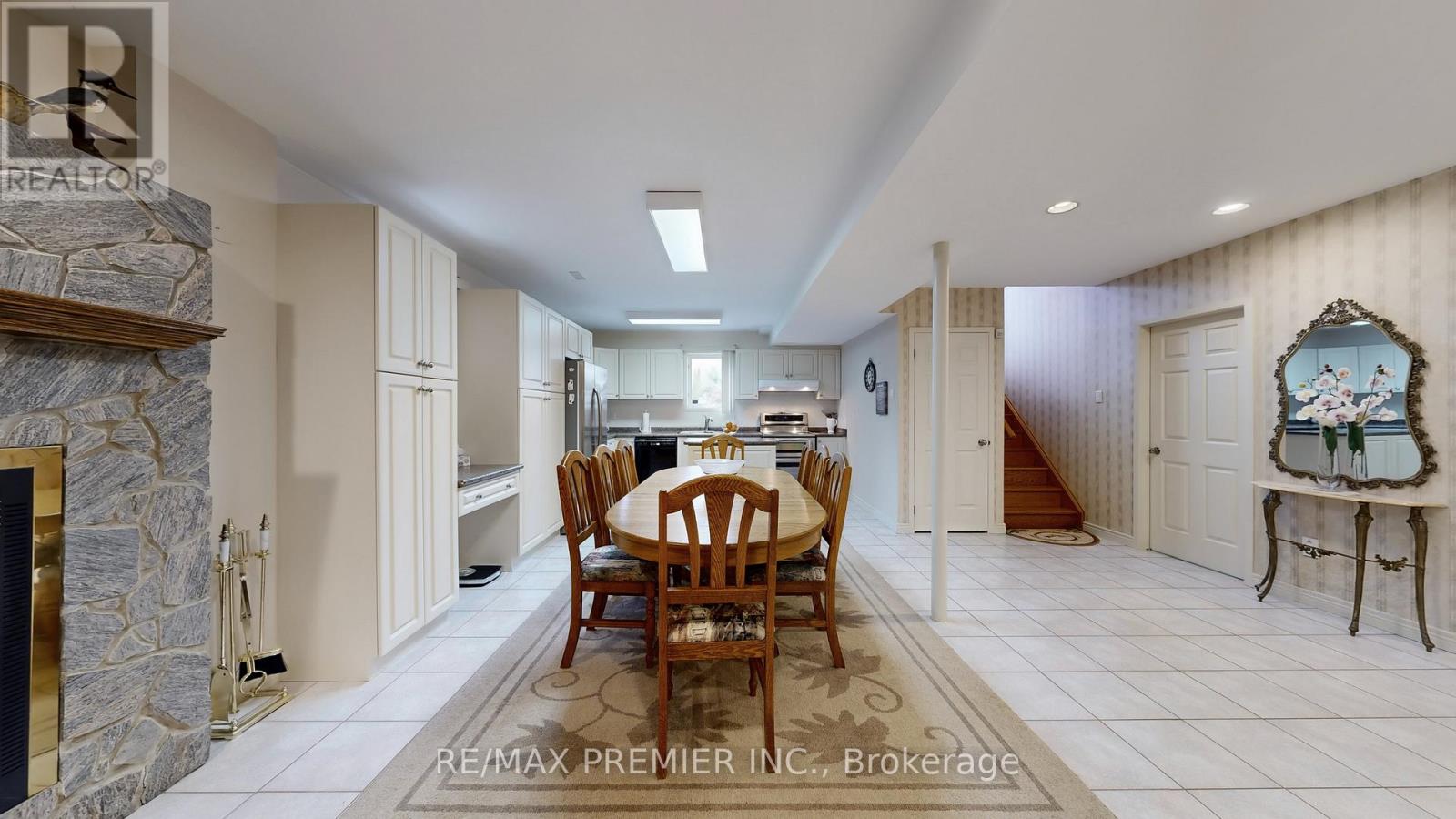 32 Veneto Drive, Vaughan (Vaughan Grove), Ontario  L4L 8X4 - Photo 23 - N12498102