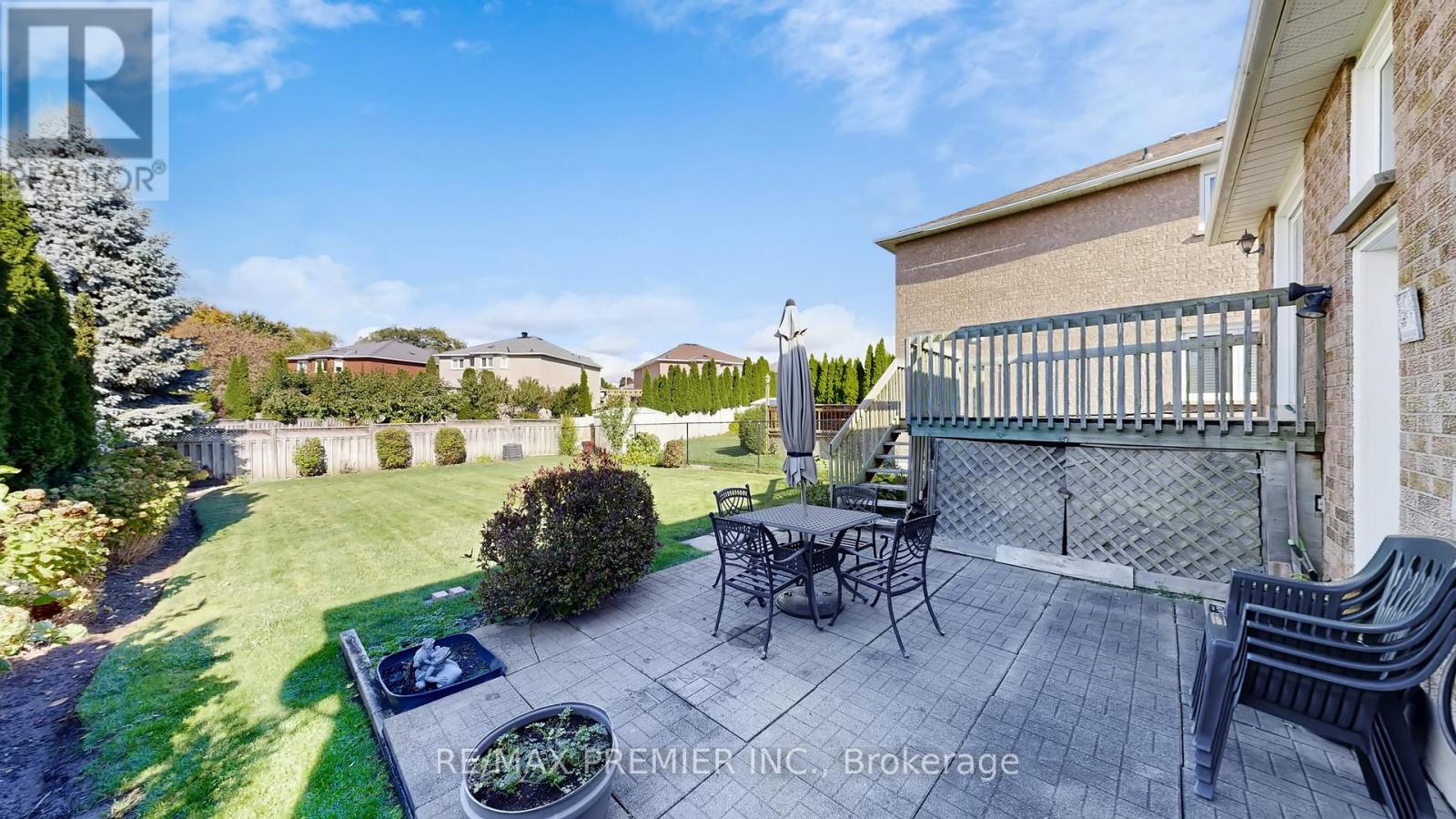 32 Veneto Drive, Vaughan (Vaughan Grove), Ontario  L4L 8X4 - Photo 29 - N12498102