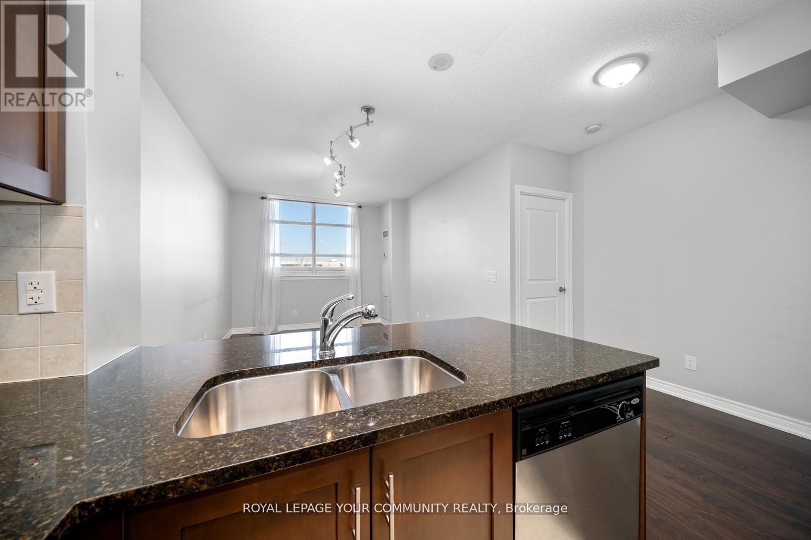 402 - 9245 Jane Street, Vaughan, Ontario  L6A 0J9 - Photo 13 - N12499526