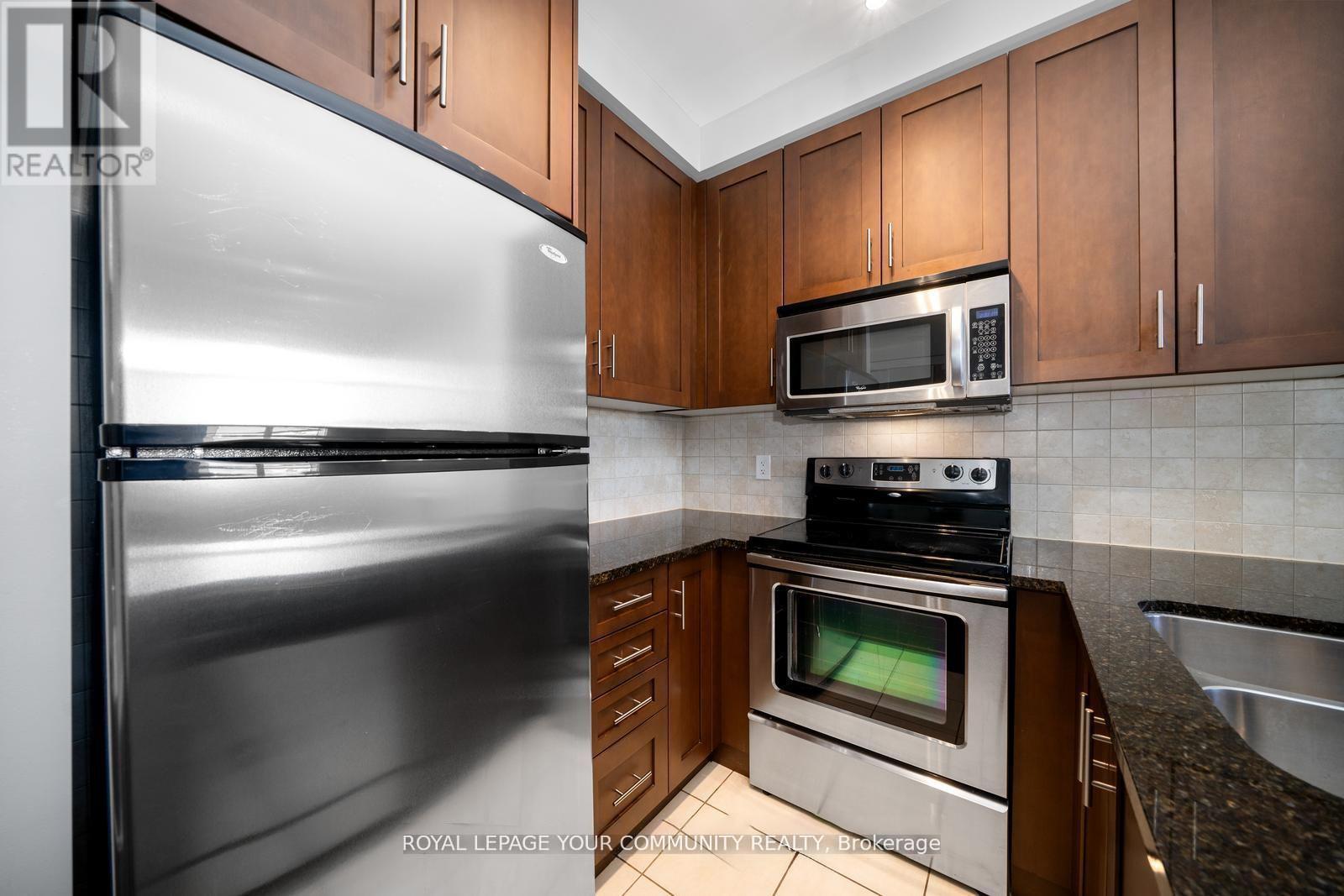 402 - 9245 Jane Street, Vaughan, Ontario  L6A 0J9 - Photo 14 - N12499526