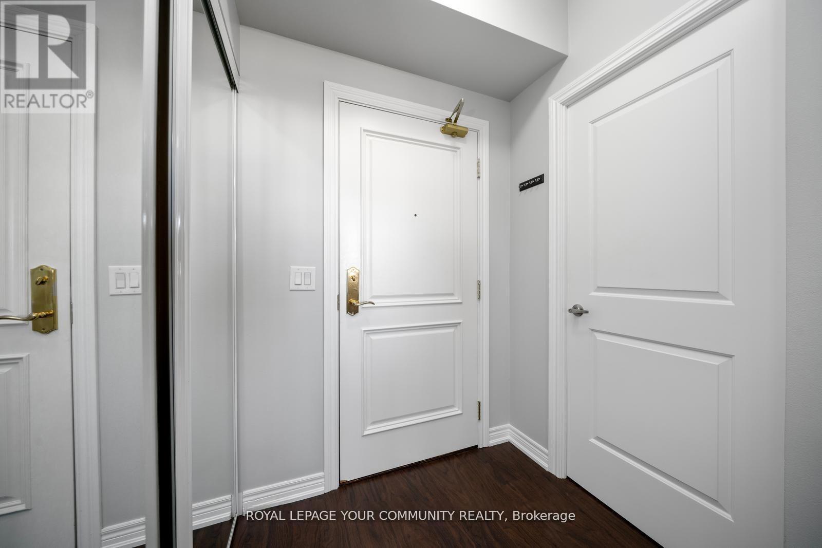 402 - 9245 Jane Street, Vaughan, Ontario  L6A 0J9 - Photo 9 - N12499526