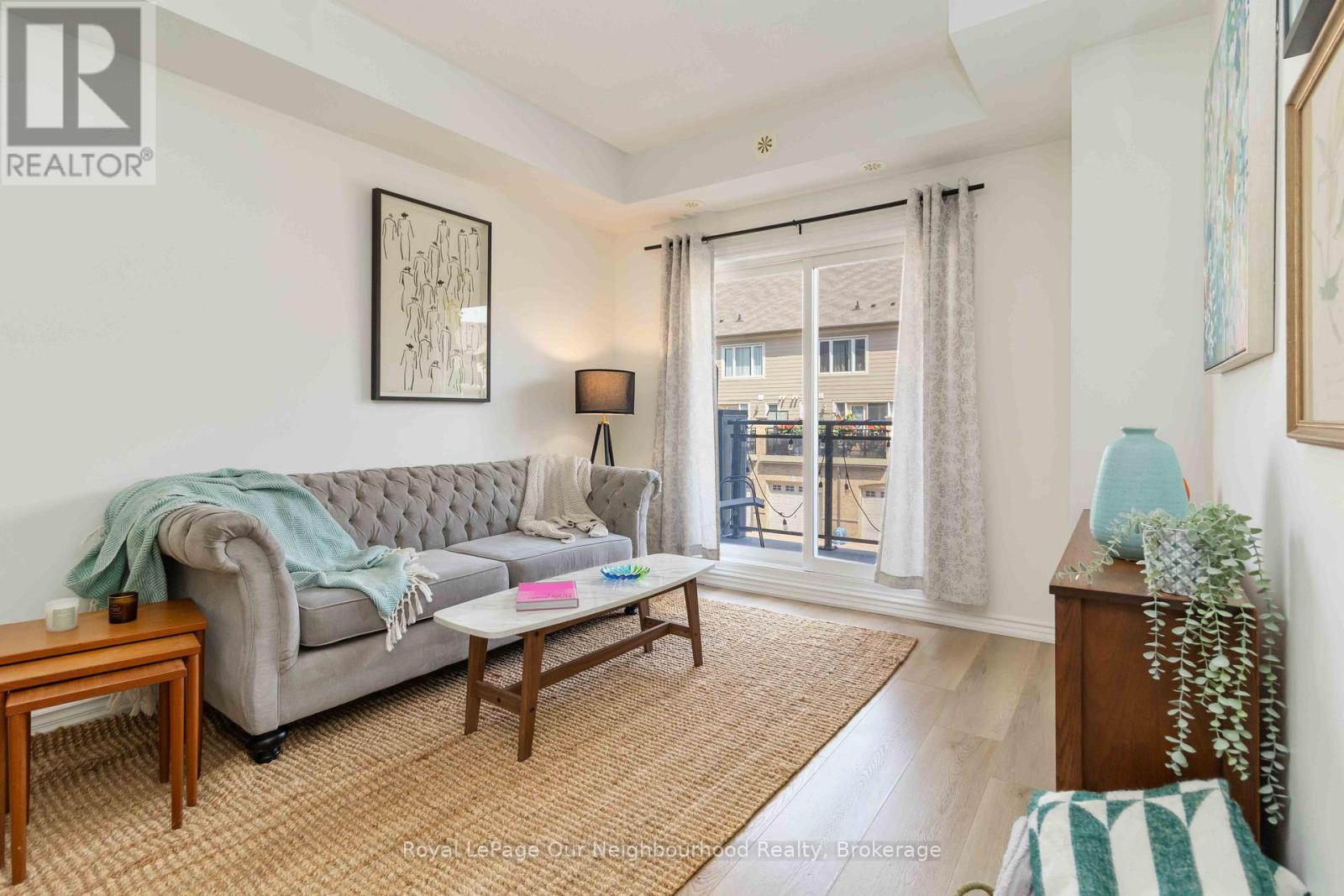 201 - 3075 Thomas Street, Mississauga (Churchill Meadows), Ontario  L5M 0M4 - Photo 3 - W12499652