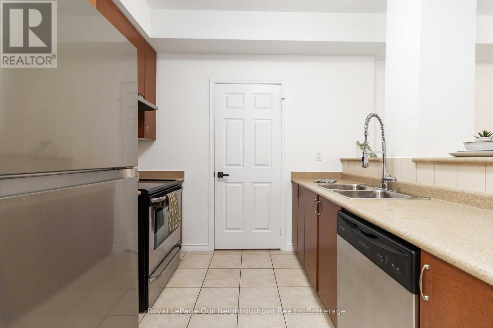 201 - 3075 Thomas Street, Mississauga (Churchill Meadows), Ontario  L5M 0M4 - Photo 7 - W12499652