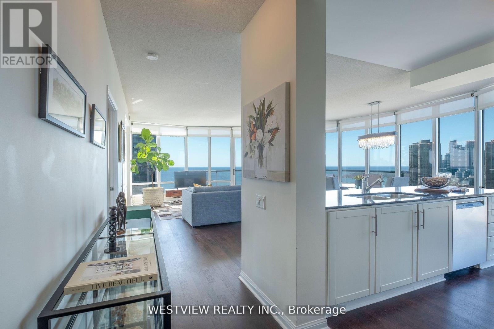 2610 - 15 Windermere Avenue, Toronto, Ontario  M6S 5A2 - Photo 11 - W12499522