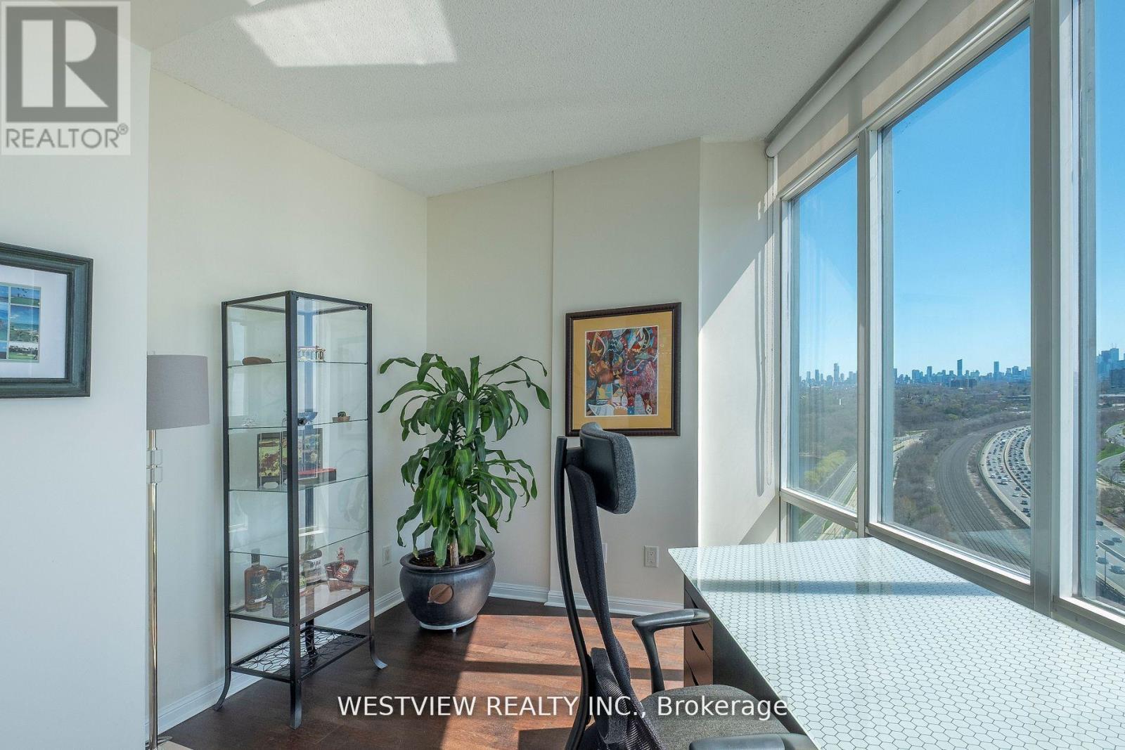 2610 - 15 Windermere Avenue, Toronto, Ontario  M6S 5A2 - Photo 27 - W12499522