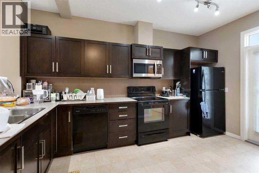 172 New Brighton Point Se, Calgary, Alberta T2Z 1B7 - Photo 9 - A2244520