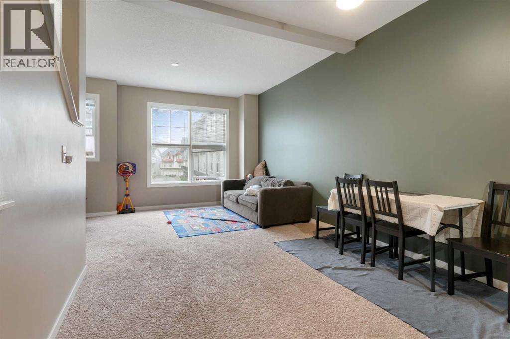 172 New Brighton Point Se, Calgary, Alberta T2Z 1B7 - Photo 2 - A2244520