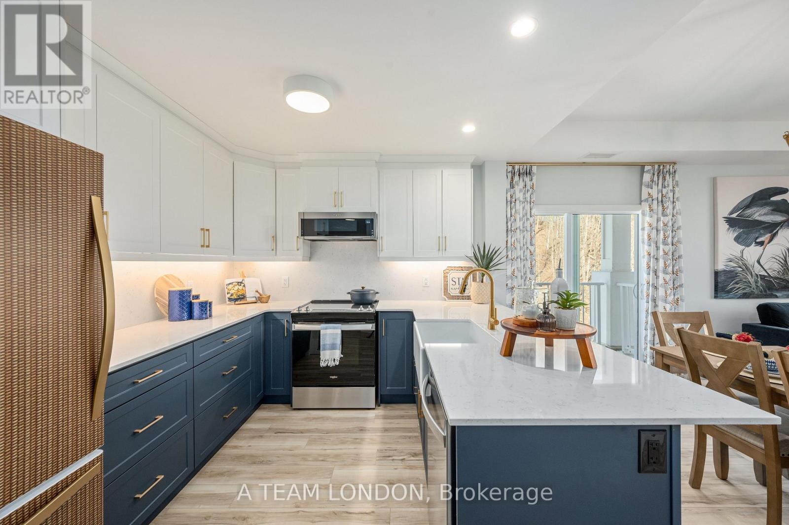 409 - 100 The Promenade N, Central Elgin, Ontario  N5L 1C5 - Photo 4 - X12499636