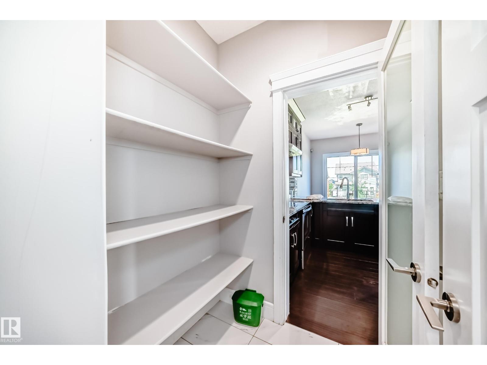 8579 Cushing Pl Sw, Edmonton, Alberta  T6W 3R4 - Photo 11 - E4464384